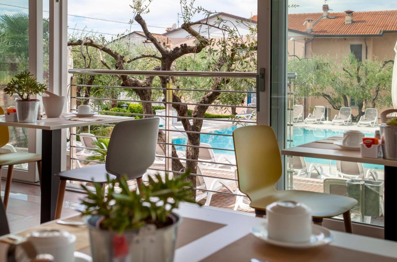 Hotel Villa Olivo Resort 3S Bardolino Kültér fotó
